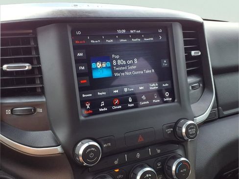 Used 2021 RAM 1500 Big Horn AWD/4WD image 5