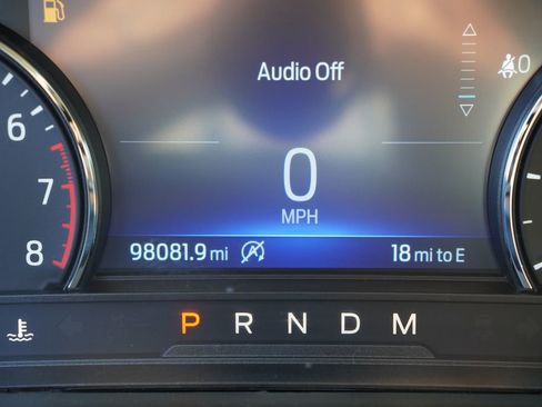 Used 2021 Ford Explorer XLT w/ Equipment Group 202A AWD/4WD image 7