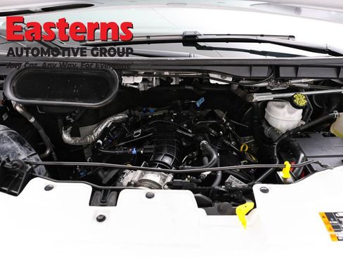 Used 2024 Ford Transit 350 XLT RWD image 7