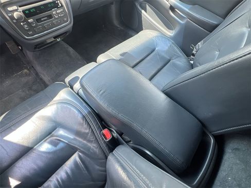 Used 2002 Cadillac De Ville Hearse image 27