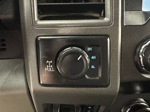 Used 2019 Ford F250 4x4 Crew Cab Super Duty image 26
