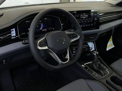 New 2025 Volkswagen Jetta SE image 15