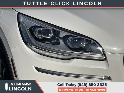Certified 2022 Lincoln Aviator Reserve w/ Equipment Group 201A image 7