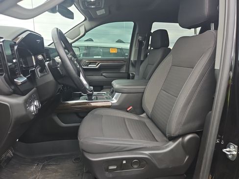 Used 2024 GMC Sierra 1500 Elevation w/ Preferred Package AWD/4WD image 8