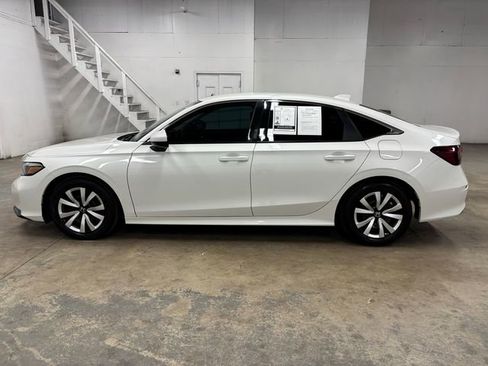 Used 2025 Honda Civic LX image 4