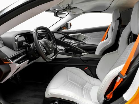 Used 2023 Chevrolet Corvette Z06 w/ Z07 Performance Package RWD image 13