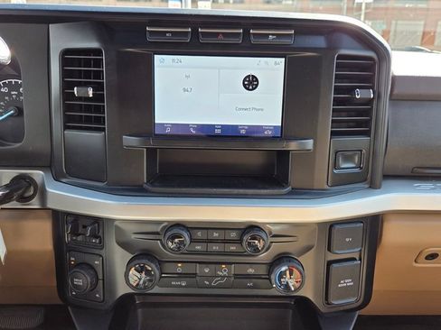 Used 2024 Ford F350 XLT w/ 360-Degree Camera Package AWD/4WD image 14