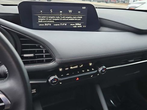 Used 2024 MAZDA MAZDA3 s image 28