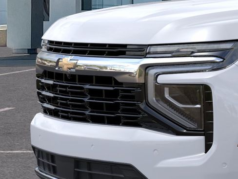 New 2026 Chevrolet Suburban LS RWD image 37