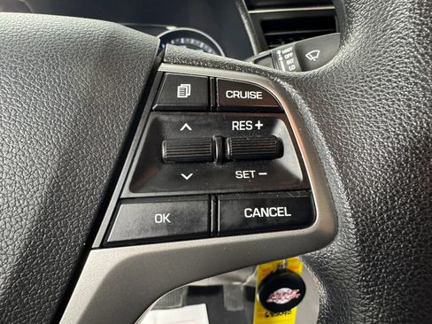 Used 2018 Hyundai Elantra SEL w/ Cargo Package image 16