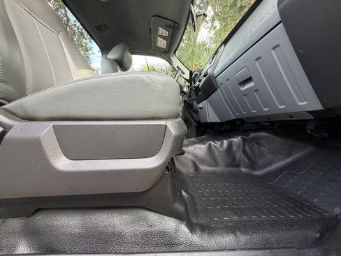 Used 2015 Ford F250 XL RWD image 13