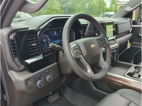 New 2025 Chevrolet Silverado 2500 LT AWD/4WD image 10