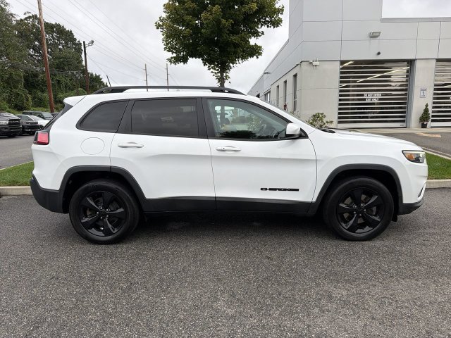 Used 2019 Jeep Cherokee Latitude Plus AWD/4WD image 9
