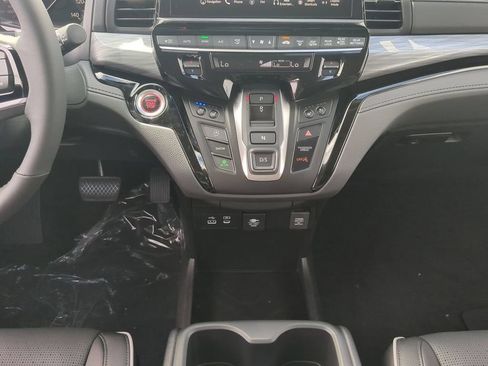 New 2026 Honda Odyssey Elite image 15