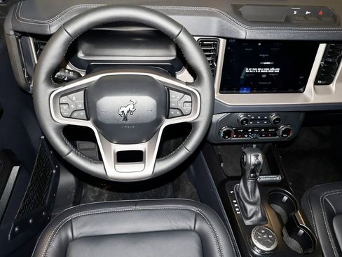 New 2025 Ford Bronco Outer Banks AWD/4WD image 16