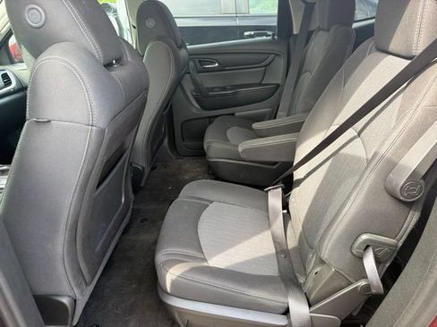 Used 2017 Chevrolet Traverse LT FWD image 6