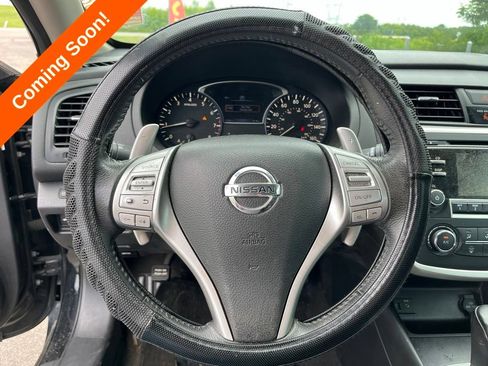 Used 2016 Nissan Altima 2.5 SR FWD image 15
