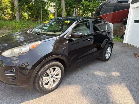 Used 2018 Kia Sportage LX AWD/4WD image 2