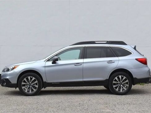 Used 2015 Subaru Outback 2.5i Limited w/ Popular Package #4 AWD/4WD image 9