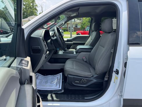 Used 2016 Ford F150 XLT w/ Equipment Group 302A Luxury AWD/4WD image 10