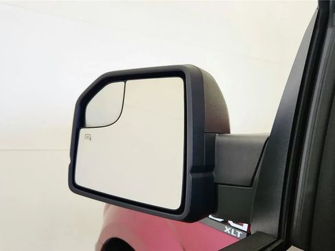 Used 2018 Ford F150 XLT w/ Equipment Group 302A Luxury AWD/4WD image 28