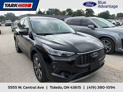 Used 2025 Ford Escape Platinum