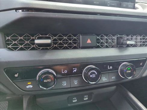 Used 2023 Honda Accord EX image 9