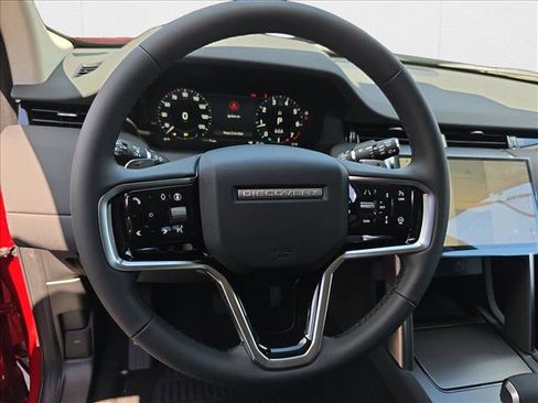 New 2025 Land Rover Discovery Sport S image 18