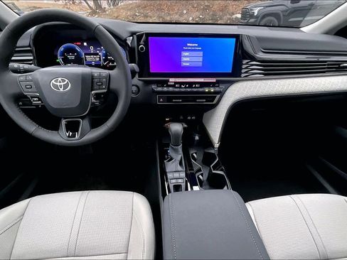 New 2026 Toyota Camry XLE image 5