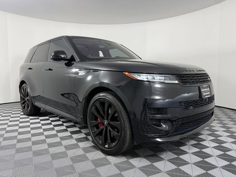 Used 2023 Land Rover Range Rover Sport First Edition image 7