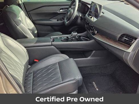 Used 2024 Nissan Rogue Platinum w/ Platinum Premium Package FWD image 15