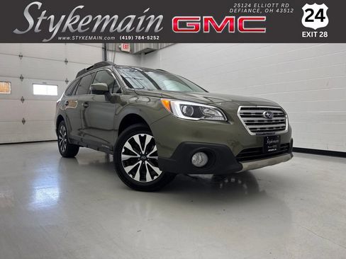 Used 2017 Subaru Outback 2.5i Limited AWD/4WD image 1