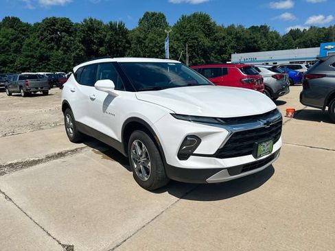 Used 2023 Chevrolet Blazer LT w/ Convenience Package AWD/4WD image 12