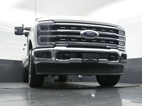 Used 2025 Ford F250 Lariat w/ Lariat Ultimate Package image 45