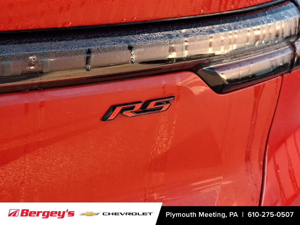 Certified 2024 Chevrolet Equinox EV RS FWD image 33