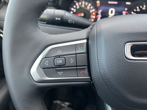 New 2026 Jeep Compass Limited image 24