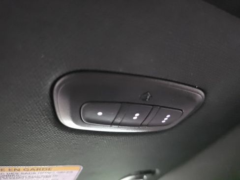 Used 2023 RAM 1500 Laramie AWD/4WD image 24
