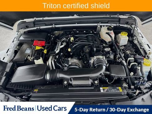 Used 2022 Jeep Gladiator Overland image 27