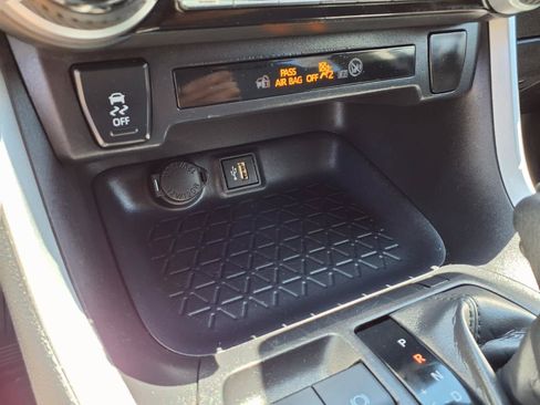 Certified 2025 Toyota RAV4 XLE AWD/4WD image 24
