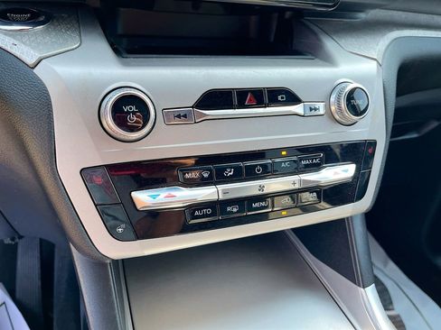 Used 2022 Ford Explorer Timberline image 15