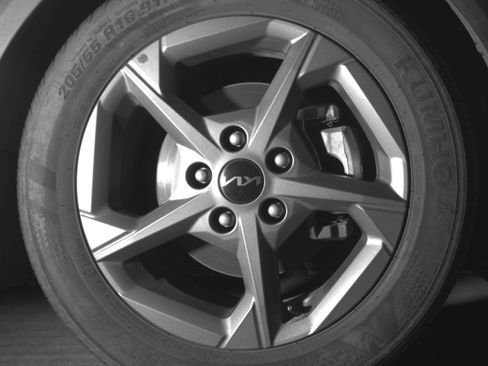 Used 2025 Kia K4 LXS image 13