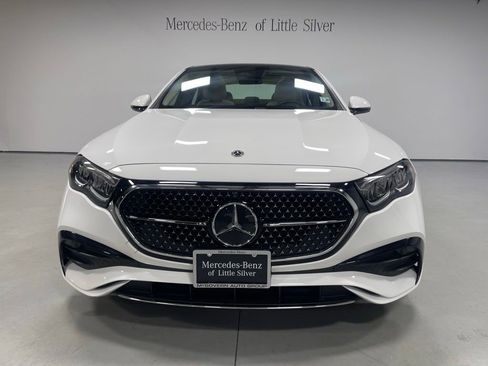 Used 2025 Mercedes-Benz E 350 4MATIC Sedan image 8