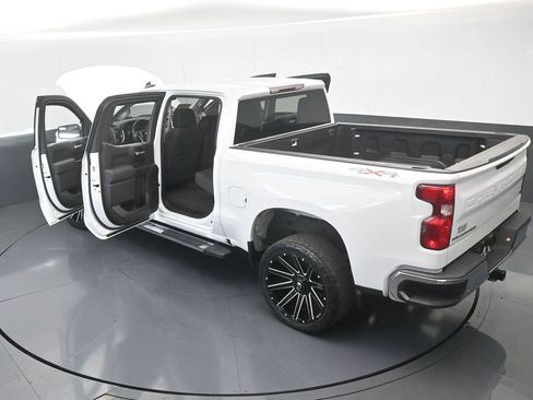 Used 2020 Chevrolet Silverado 1500 LT w/ All-Star Edition image 47