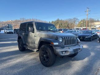 Used 2020 Jeep Wrangler Sport video 1