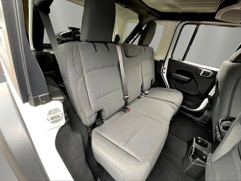 Used 2024 Jeep Wrangler Unlimited Sport AWD/4WD image 26