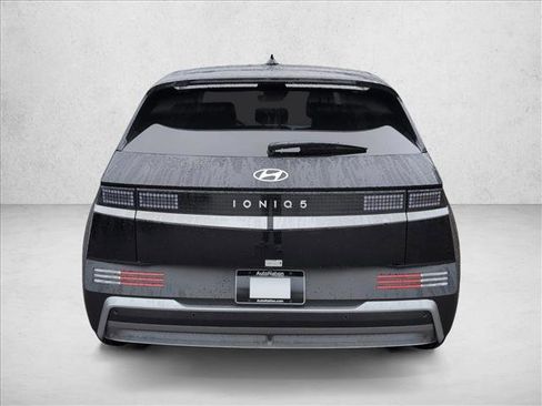 New 2026 Hyundai Ioniq 5 SEL image 8