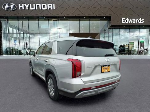 Used 2024 Hyundai Palisade SEL image 3