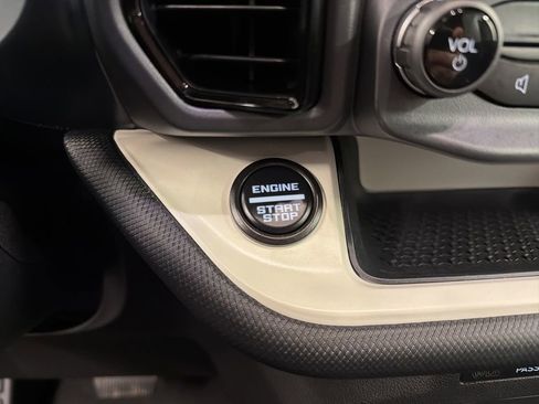 Certified 2024 Ford Bronco Sport Heritage w/ Heritage Convenience Package AWD/4WD image 16