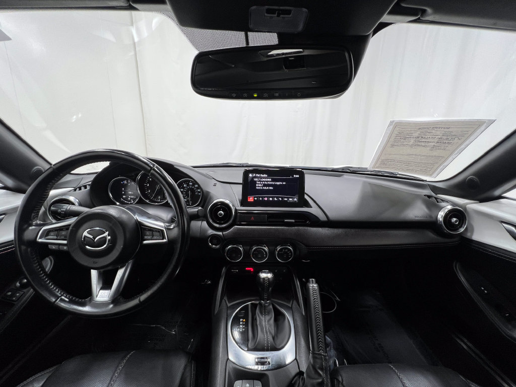 Used 2020 MAZDA MX-5 Miata RF Grand Touring RWD image 18