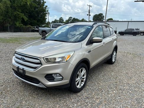Used 2018 Ford Escape SE AWD/4WD image 8